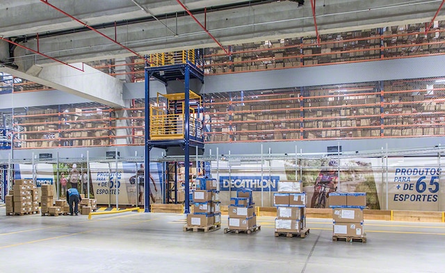 Decathlon: warehouse for sporting goods - Interlake Mecalux