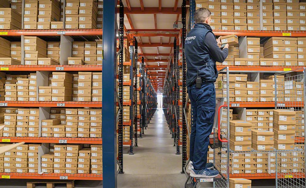 Shoe manufacturer Gioseppo has two warehouses where it fills 3,500 orders a day