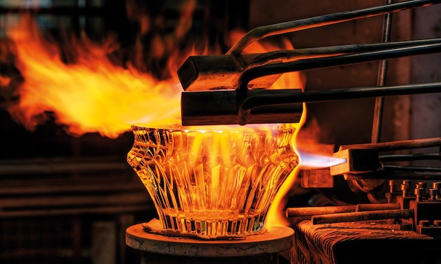 High-end crystalware brand Steklarna Rogaška installed Easy WMS in 4 facilities