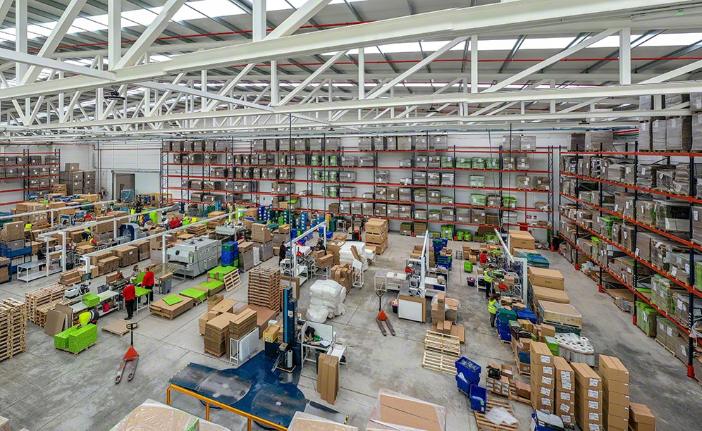 Tecolsa: height is the answer to dispatching 18,000 car parts a day Tecolsa: height is the answer to dispatching 18,000 car parts a day