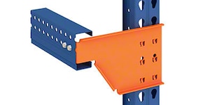 Drive-in pallet racking C support rails