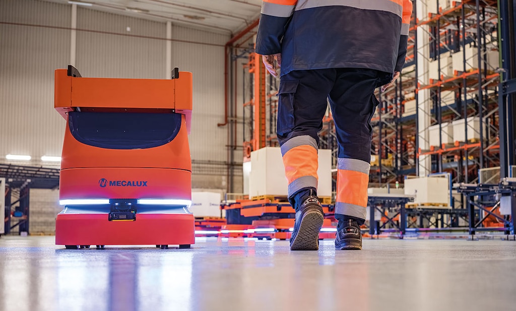 Some cobots work alongside humans by taking either a leading or a supporting role