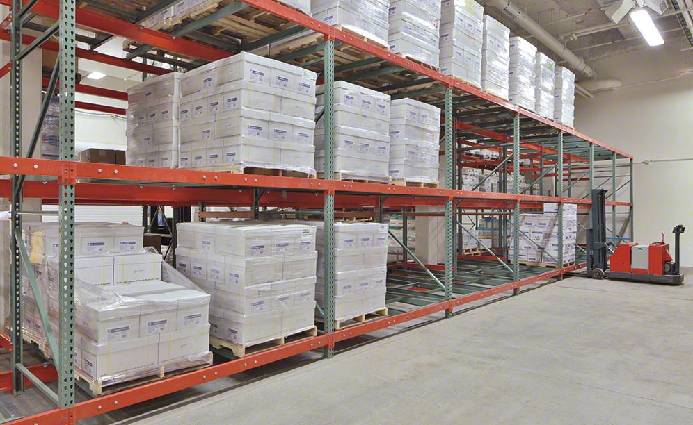 College of DuPage optimizes paper and supply storage with Interlake Mecalux