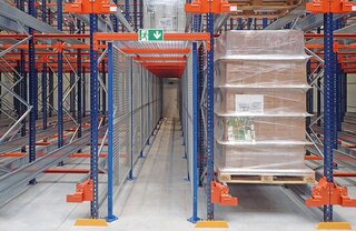 It is possible to install evacuation/maintenance passageways that run through the shuttle racks