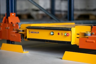 Pallet Shuttle system and Easy WMS in the Nicopan warehouse in Spain