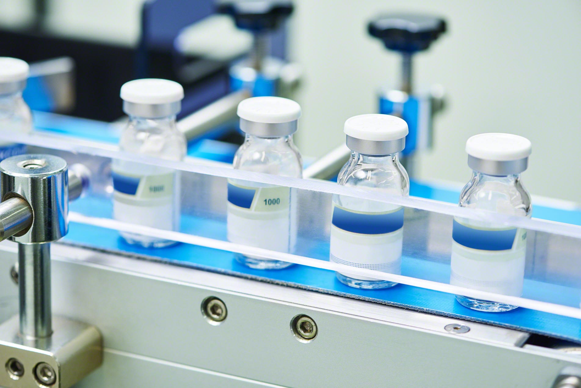 Software for the pharmaceutical and chemical industries