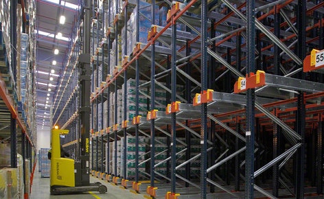 Mecalux completes the semi-automated storage project for a new 216,000 ft2 logistics center in Portugal Mecalux completes the semi-automated storage project for a new 216,000 ft2 logistics center in Portugal