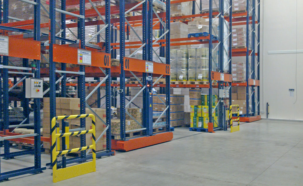 The Movirack system allows direct access to each pallet while also optimizing the use of space