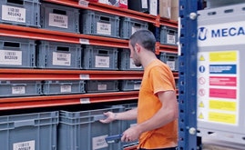 Easy WMS tells the operator the location where the requested product is found for each order, optimizing their movements