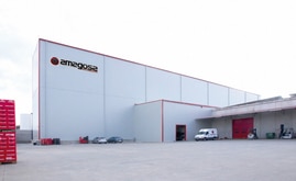 The automated clad-rack warehouse of Amagosa is 85’ length and 73’ height
