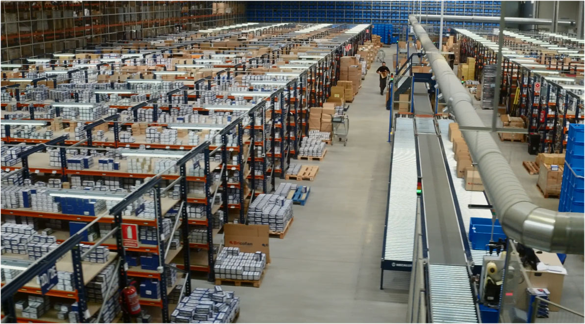 Logistics remodeling of Cofan Center to reduce operating costs Logistics remodeling of Cofan Center to reduce operating costs